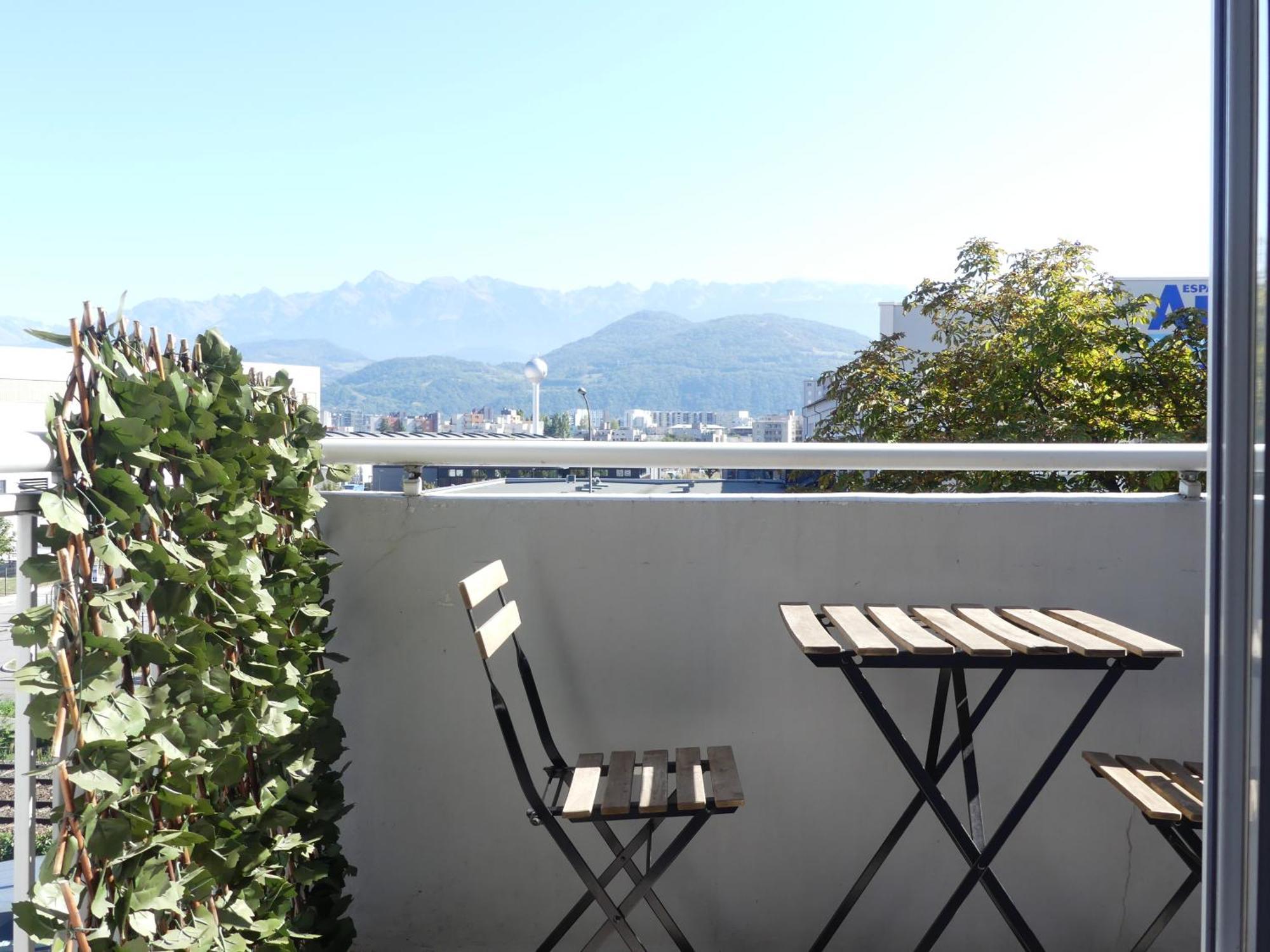 Appartamento Superbe Duplex Avec Parking Gratuit Grenoble Esterno foto