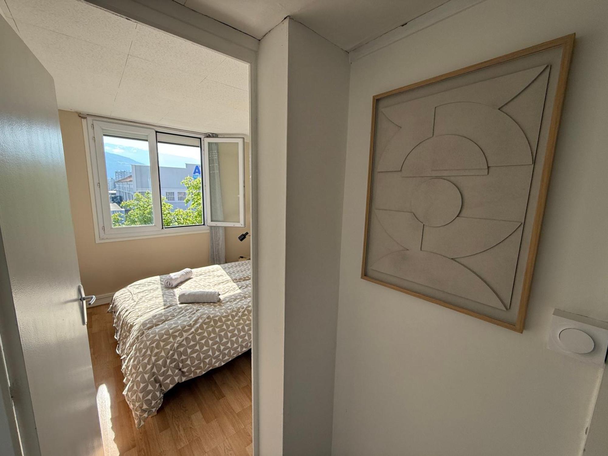 Appartamento Superbe Duplex Avec Parking Gratuit Grenoble Esterno foto