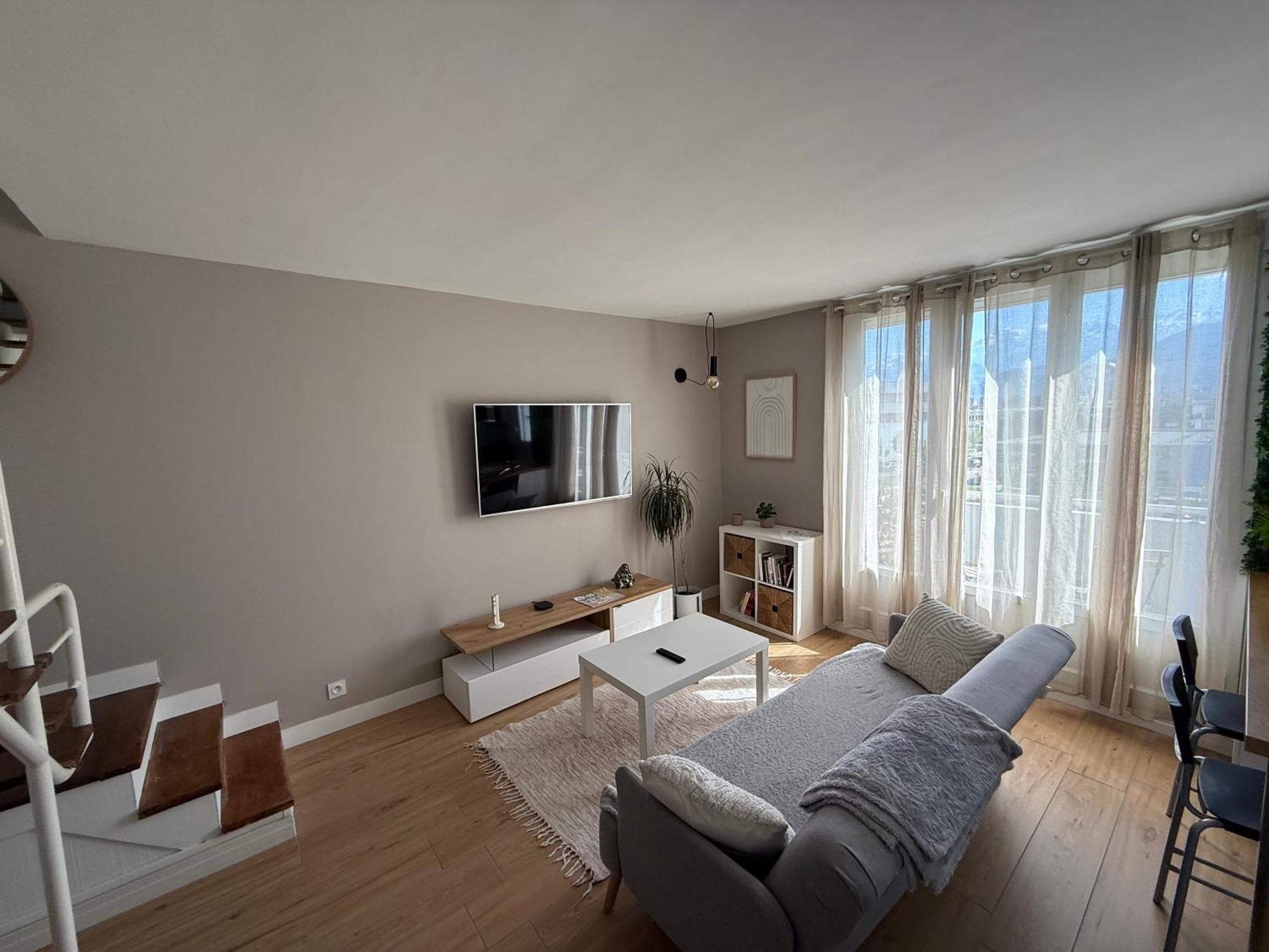 Appartamento Superbe Duplex Avec Parking Gratuit Grenoble Esterno foto