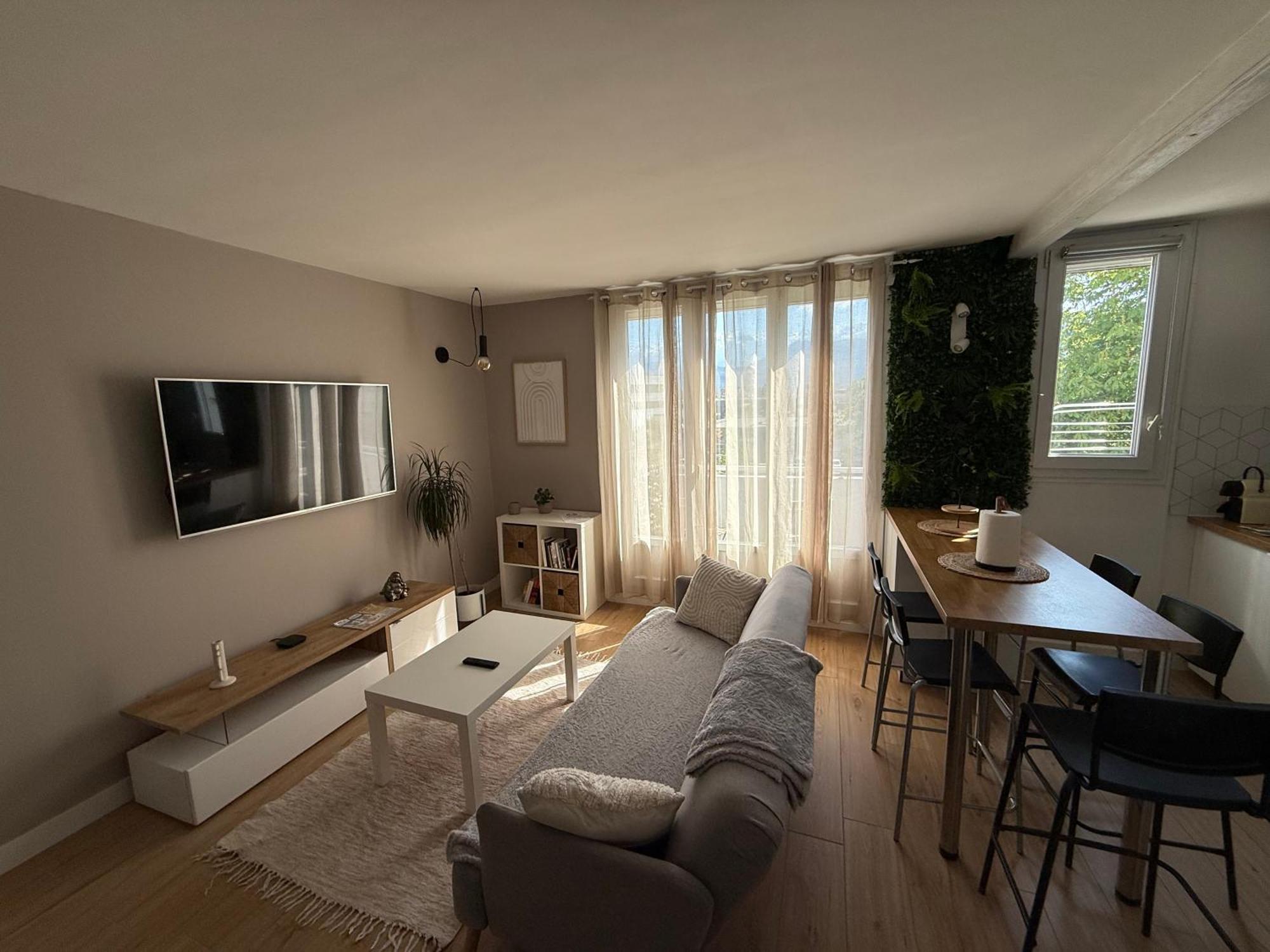 Appartamento Superbe Duplex Avec Parking Gratuit Grenoble Esterno foto