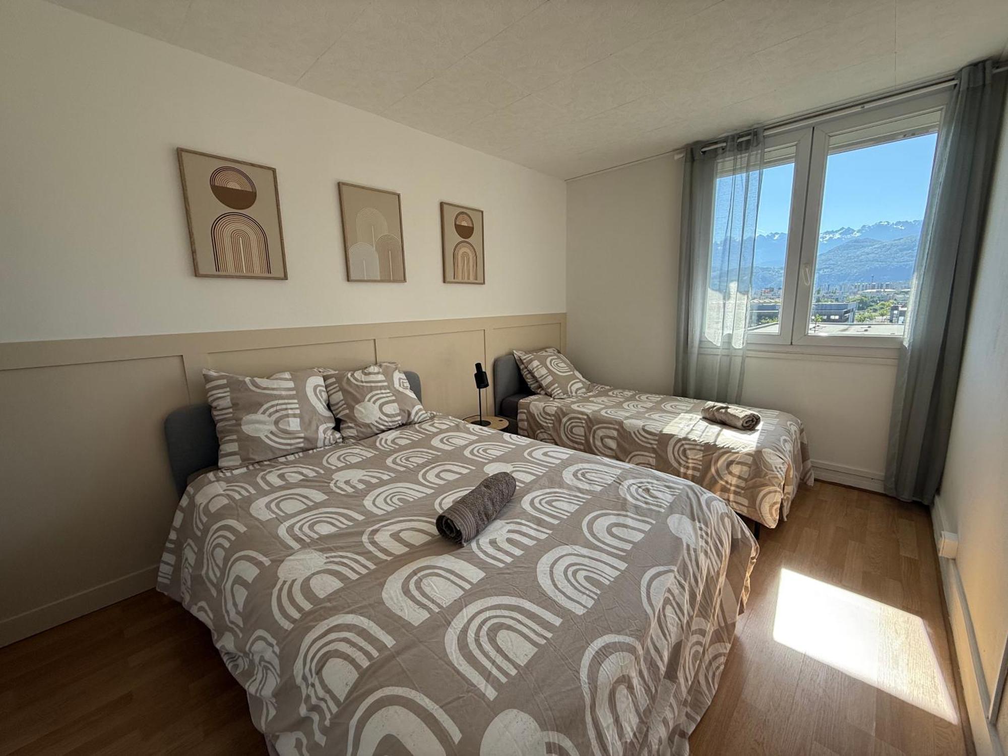 Appartamento Superbe Duplex Avec Parking Gratuit Grenoble Esterno foto